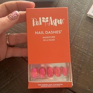 Red Aspen Nails - Dayna’s Got the Scoop